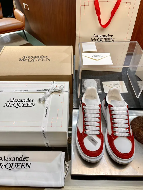 Alexander McQueen Shoe 